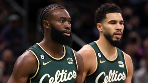 NBA Friday Night DFS Picks 2/3: DraftKings lineup, sleepers for tonight.